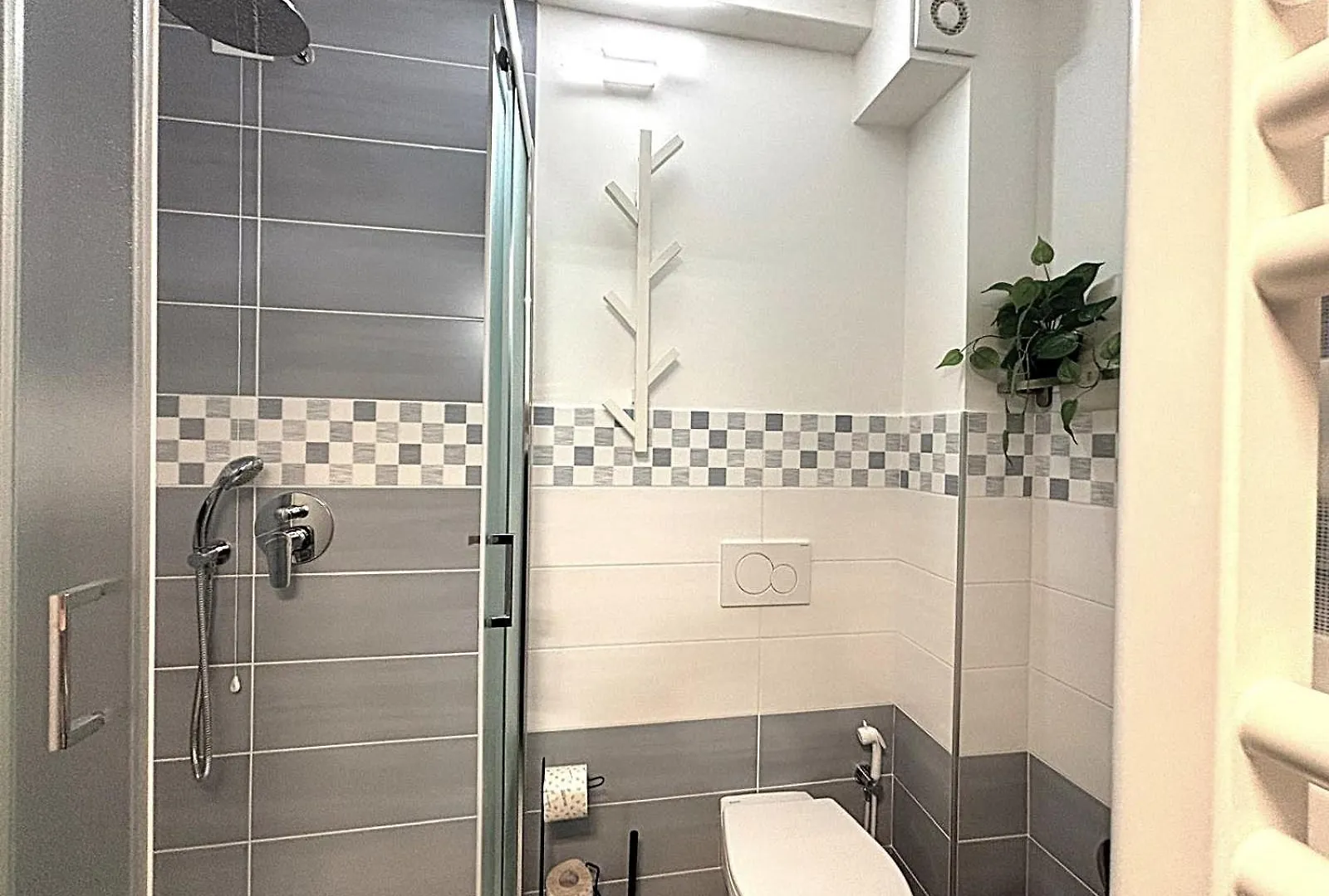 Red Lily Apartment Флоренция